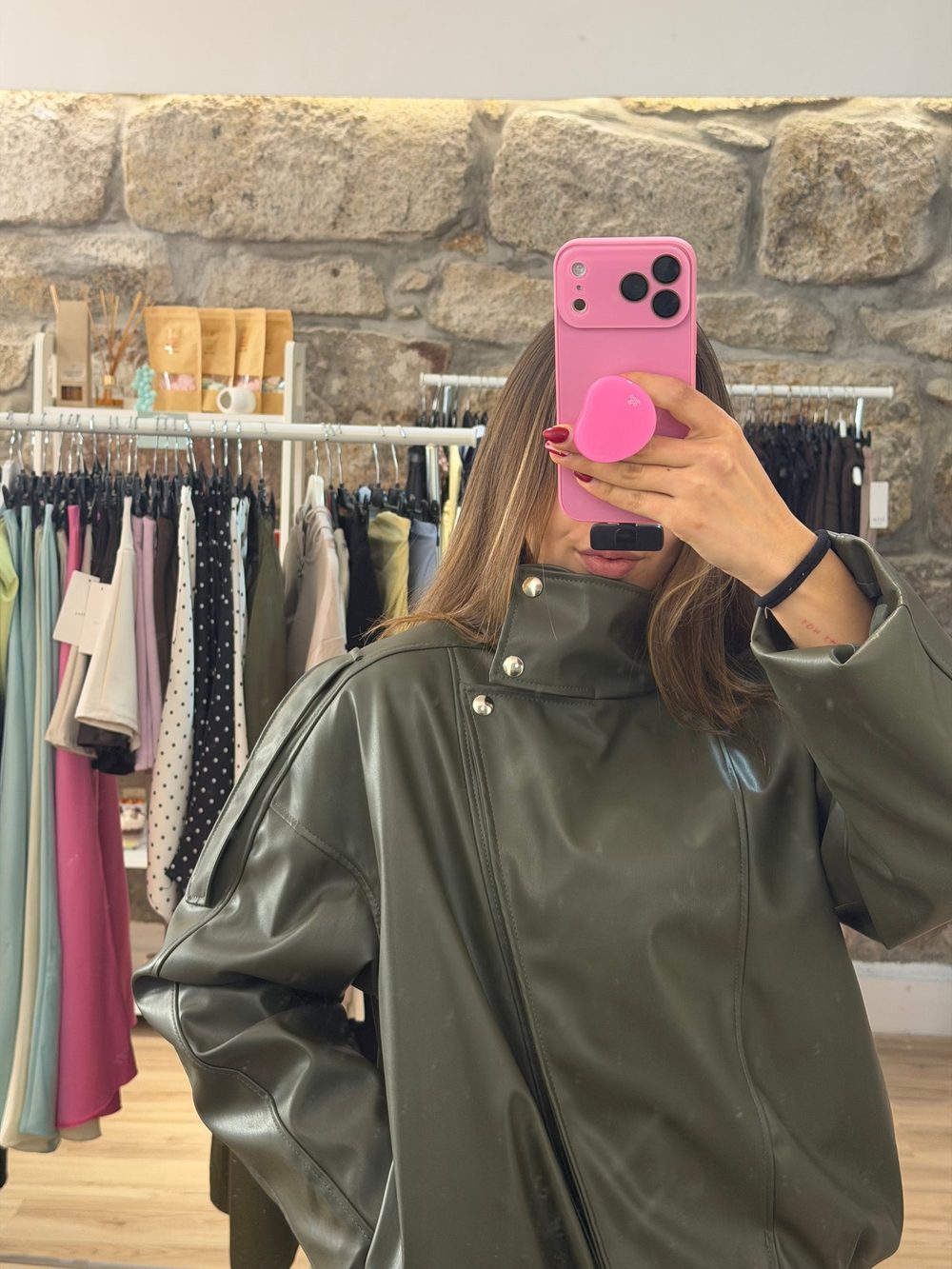 Green Jacket — foto 2